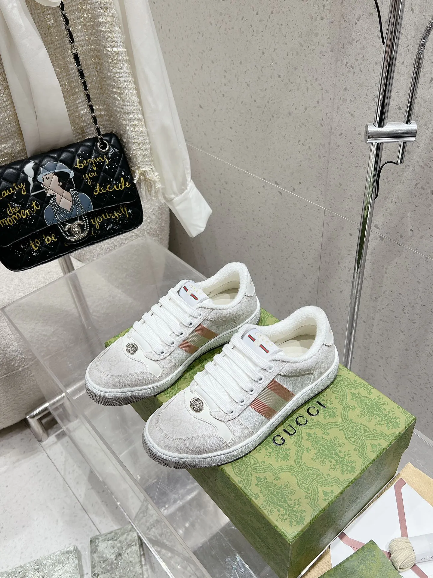 👟👟Ex-factory price 480👟👟 Long-term availability Gucci Gucci New Screener series Couple style Chubby Bread shoes Small dirty shoes Fatty Double G Casual sneakers Original purchase Development Original purchase Development Delivery counter exquisite packaging Fabric: Original imported cowhide + double G fabric Lining: Original customized breathable terry velvet lining Sole: Original molded TPU outsole Size: Women's 35-40 / Men's 39-45 (Female 34, Men 38 can be customized)
